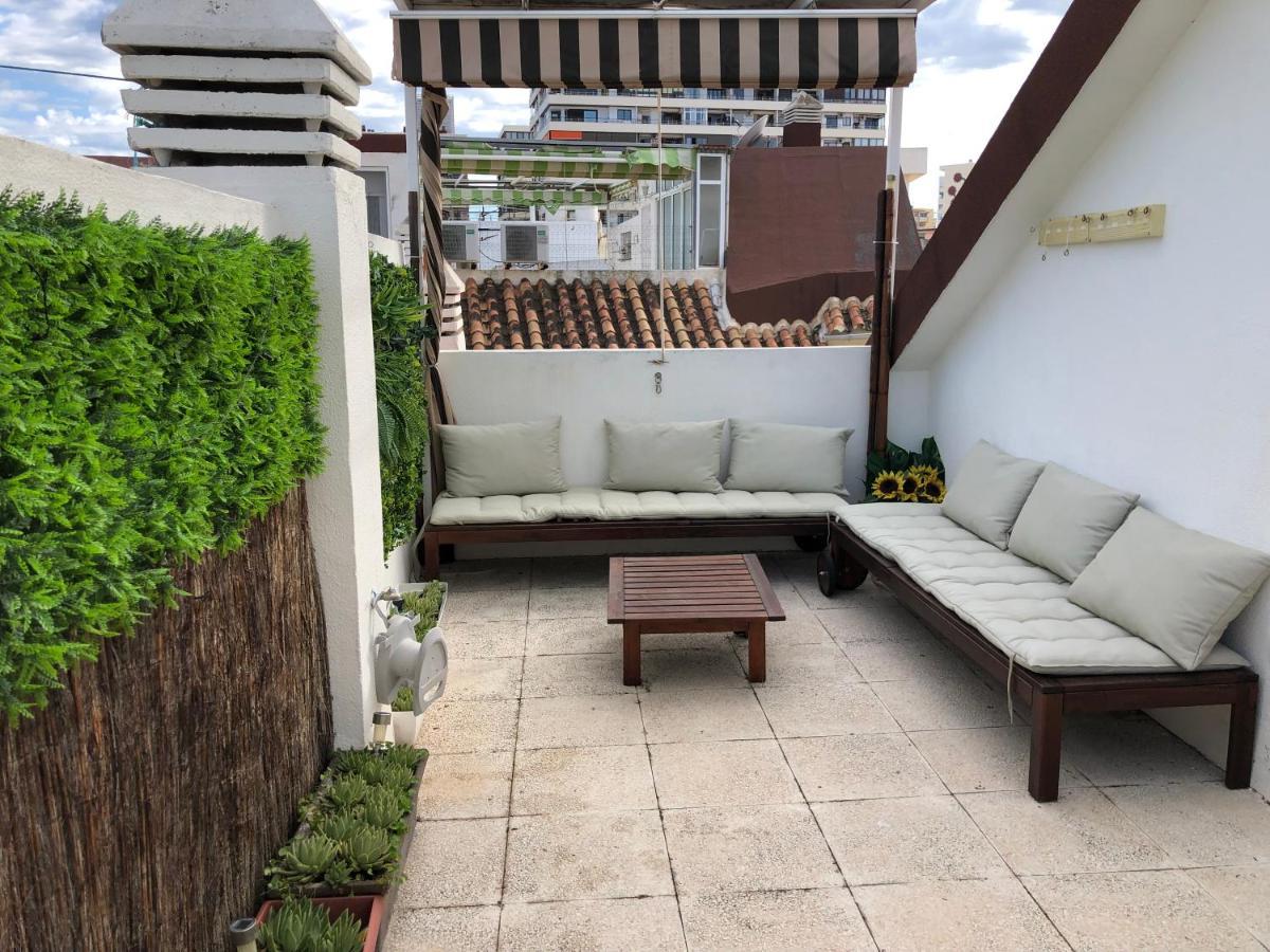El Cortijuelo. Magnificent Triplex Terraced House With Rooftop Of 18M2, Overlooking The Sea. Parking トレモリノス エクステリア 写真