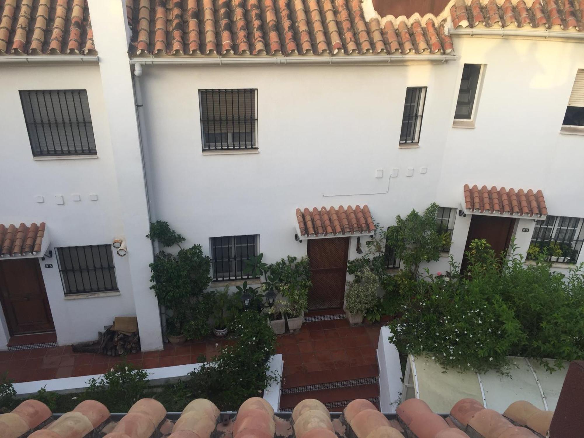 El Cortijuelo. Magnificent Triplex Terraced House With Rooftop Of 18M2, Overlooking The Sea. Parking トレモリノス エクステリア 写真